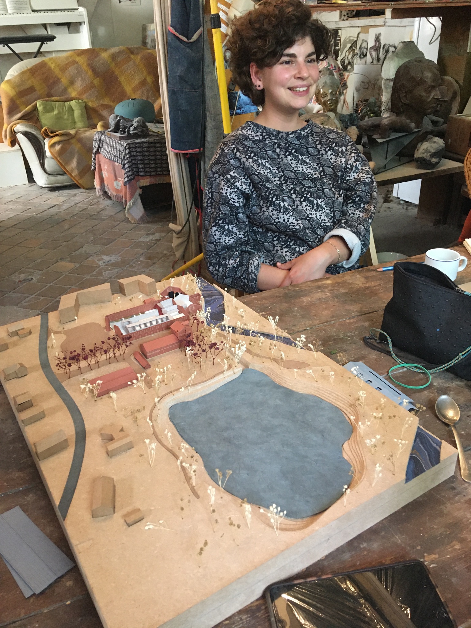Briqueterie Ronde-Oustau sculpteur Gerard Lartigue Chloe Le Bart Gabrielle Mouchard maquette